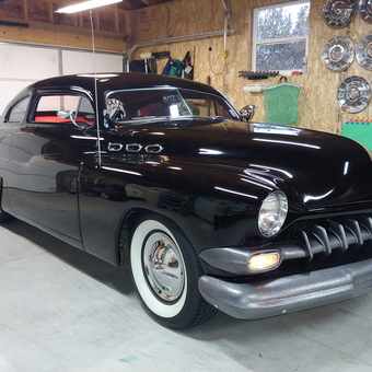 Classic Black Custom Car and Hubcaps Display - Mingo from Stillman Valley, IL