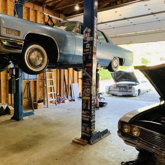 Classic Car Garage with Lift and Tools - Idle Fleet from Port Orchard, WA