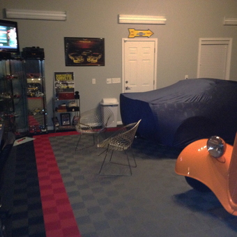 Showroom Garage with Car Display Cases and Floor Tiles - Dano from Blountville, TN