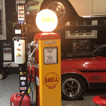 Vintage Shell Gas Pump and Classic Cars Display - Kevin from Murfreesboro, TN