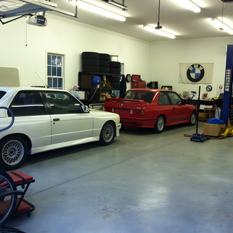 BMW Garage with Car Lift and Tools - Lyn from Gainesville, FL