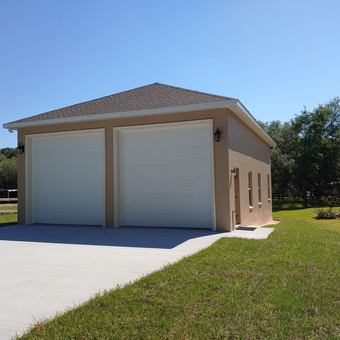 Two Door Detached Garage with Exterior Lighting - Harm from Beverly Hills, FL
