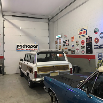 Classic Garage with Vintage Signs and Cars - Myron from Egg Harbor Twp., NJ