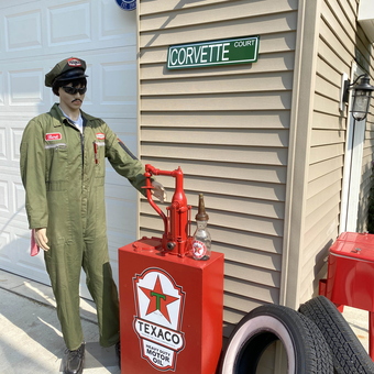 Vintage Texaco Gas Pump Display with Mannequin and Tires - Kurt from Georgetown, PA