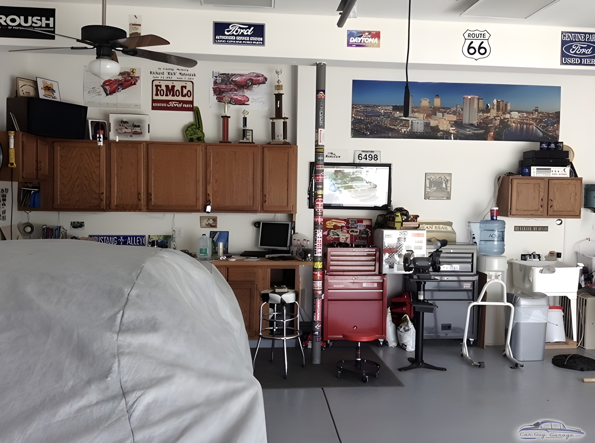 Organized garage with tool chest and storage cabinets - Mark from Sunbury, OH