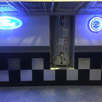 Garage with Ford Neon Signs and Diamond Plate Walls - Wes from Peoria, AZ