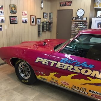 Classic Muscle Car Garage with Wall Art and Decor - Art from Rialto, CA