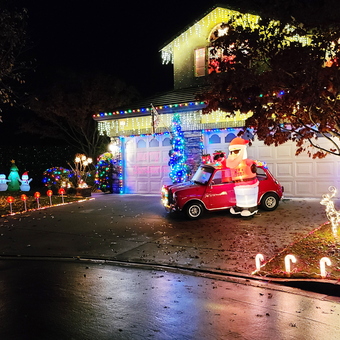 Festive Garage with Santa Car, Lights, and Decor - Jimini from Danville, CA