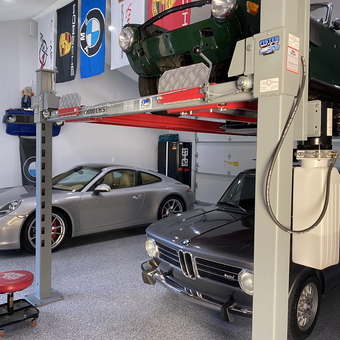 Classic Car Garage with Lift and Tools - Pete from Longwood, FL