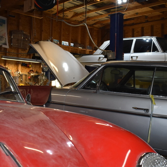 Classic Car Garage with Tools and Lift - Robert from Denver, CO