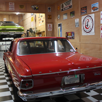 Classic Car Garage with Wall Signs and Car Lift - James from Opelousas, LA
