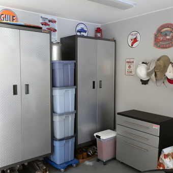 Diamond Plate Cabinets and Storage Drawers in Garage - Bernie from Cleburne, TX