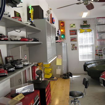 Classic Car Garage with Wall Cabinets and Signs - Thomas from Palm City, FL