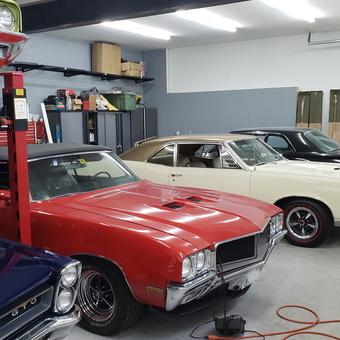 Classic Muscle Cars, Tool Storage, and Lift in Garage - David from NH