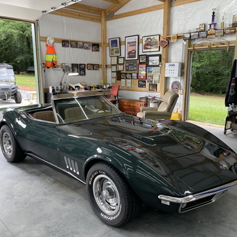 Classic Corvette and Decorated Garage Wall Display - Ty from Seneca, SC
