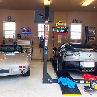 Corvette Garage with Lift, Neon Signs, and Decor - Jon from Guthrie, OK