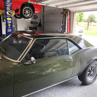 Classic Cars and Lift with Epoxy Floor - David from Georgetown, TX