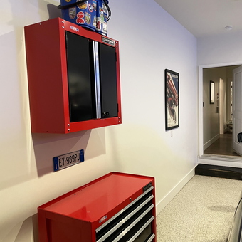 Red Craftsman Tool Cabinets and Garage Decor - Matthew from Greenback, TN