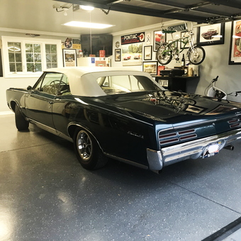 Classic Car, Bicycles, and Vintage Decor in Garage - Dan from Evanston, IL