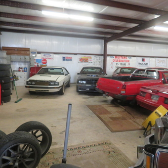 Classic Cars, Wall Banners, Tire Racks in Spacious Garage - Robert from Van Alstyne, TX