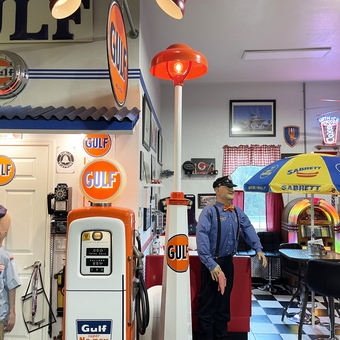 Vintage Gulf Gas Pump Decor and Retro Signs - Vince from Punta Gorda