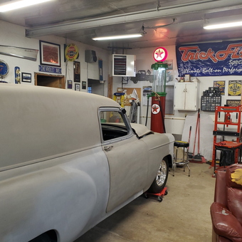 Classic car project, Texaco pump, and garage decor - Shunk from Milford, IL