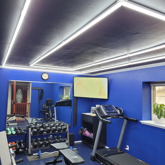 Home Gym Garage With LED Lighting and Equipment - Robert from Richardson, TX