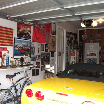 Corvette Garage with Wall Art and Trophies - Scotty from St Petersburg, FL