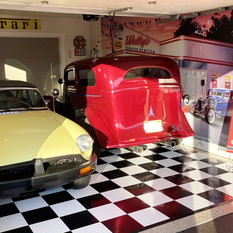 Classic Cars on Checkered Floor with Wall Mural - Greg from Boise, ID