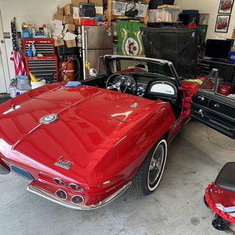 Classic Red Corvette in Organized Garage - Harry from Baton Rouge, LA