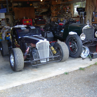 Classic and Custom Cars in Well-Equipped Garage - Victor Bruce Garside from Nanaimo