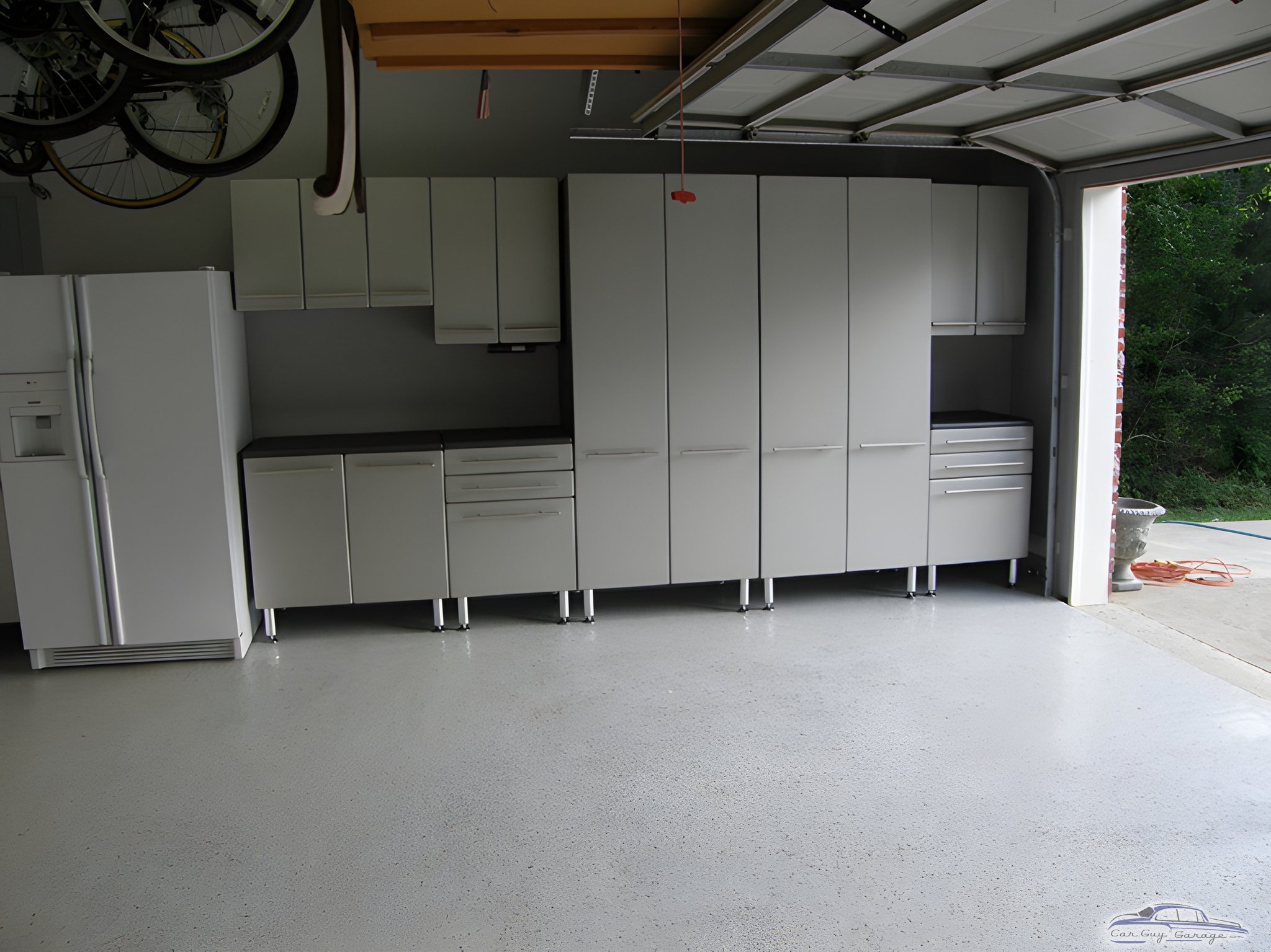 Modern Garage Storage Cabinets and Epoxy Floor - Scott from Mandeville, LA