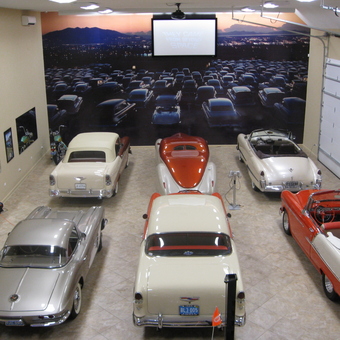 Classic Car Garage with Wall Mural and Decor - Bob from Longboat Key, FL