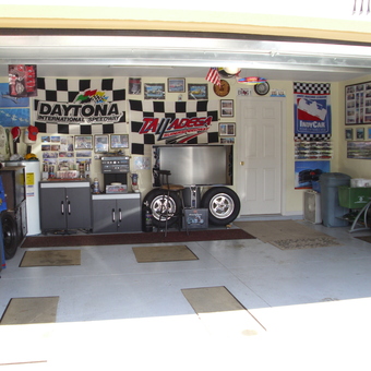 Racing Decor Garage with Cabinets and Motorcycle - small but nice from RIVERVIEW, FL