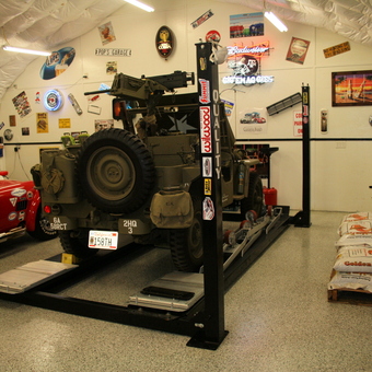 Classic Car Garage with Vehicle Lift and Wall Decor - Terry from Brownsville, CA