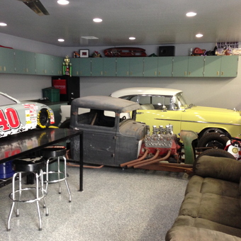 Classic Cars, Bar Stools, and Storage Cabinets - Festers farm from Gilbert, AZ