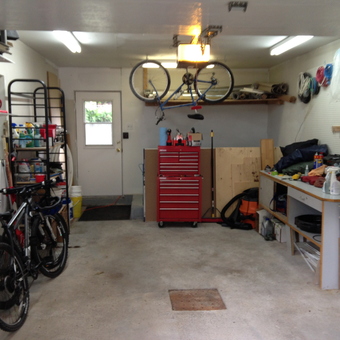 Organized Garage with Tool Chest and Bike Storage - Fastphil from Ste-Marthe-sur-le-Lac