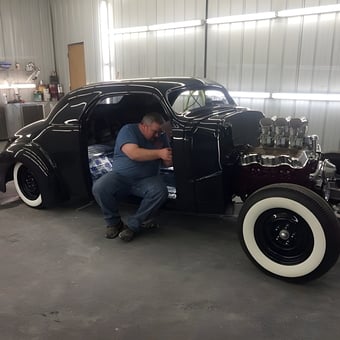 Classic Hot Rod Restoration in Well-Lit Garage - W F