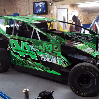 Dirt Track Race Car in Organized Garage - Patrick from Ft. Myers, FL