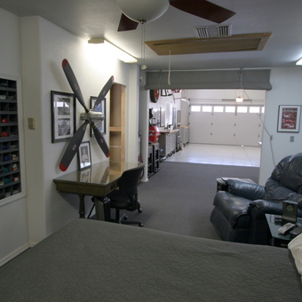 Organized Garage With Workstations and Lounge - Dan from Chandler, AZ