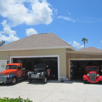 Classic Cars and Trucks in Spacious Garage - Hal from CAPE CORAL, FL