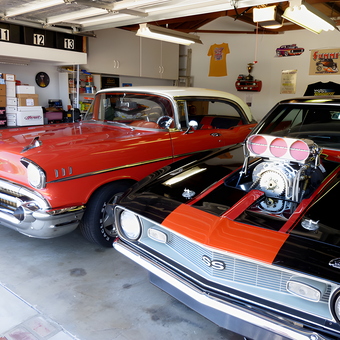 Classic Car Garage with Cabinets and Wall Decor - Sid from San Pedro, CA