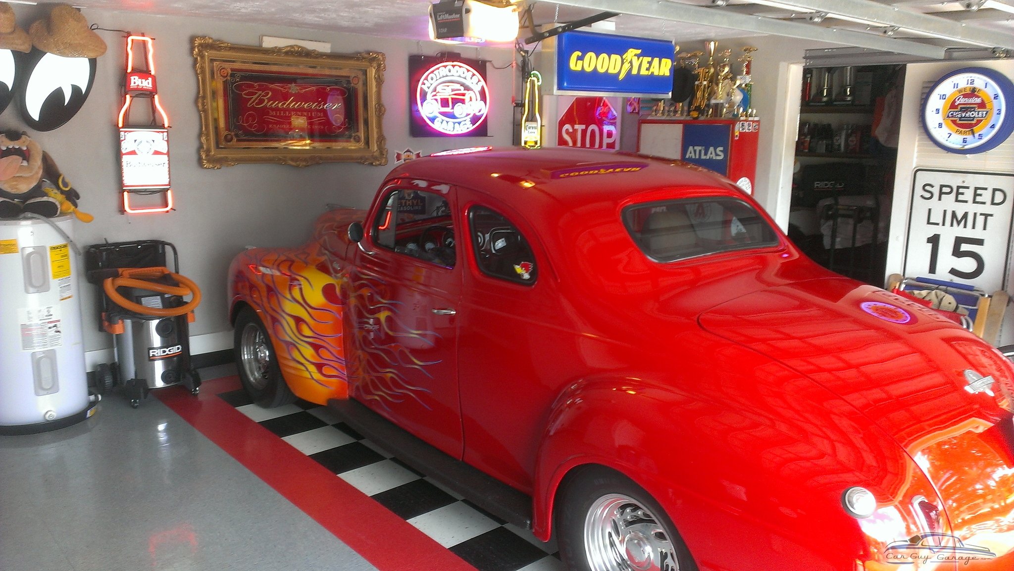 A small man cave from plantation, FL