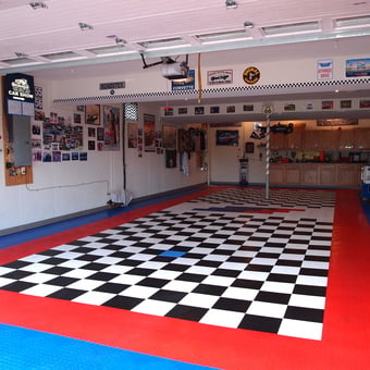 Checkerboard Garage Flooring and Wall Decor - Lonny from Davenport, FL