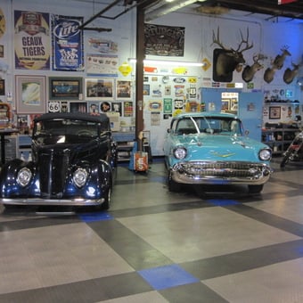 Classic Cars, Wall Decor, and Neon Signs in Garage - Togeaux from Metairie, LA