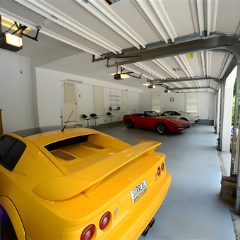 Spacious garage with sports cars and epoxy floor - Jeff from Malvern, PA
