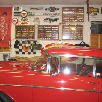 Classic Car, Diecast Displays, Racing Decor - Spider's Garage from Davenport, IA