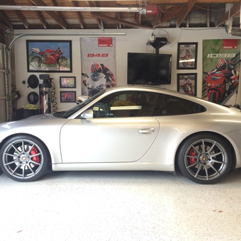 Porsche in Decorated Garage with Posters and TV - Ken's Garage from Claremont, CA