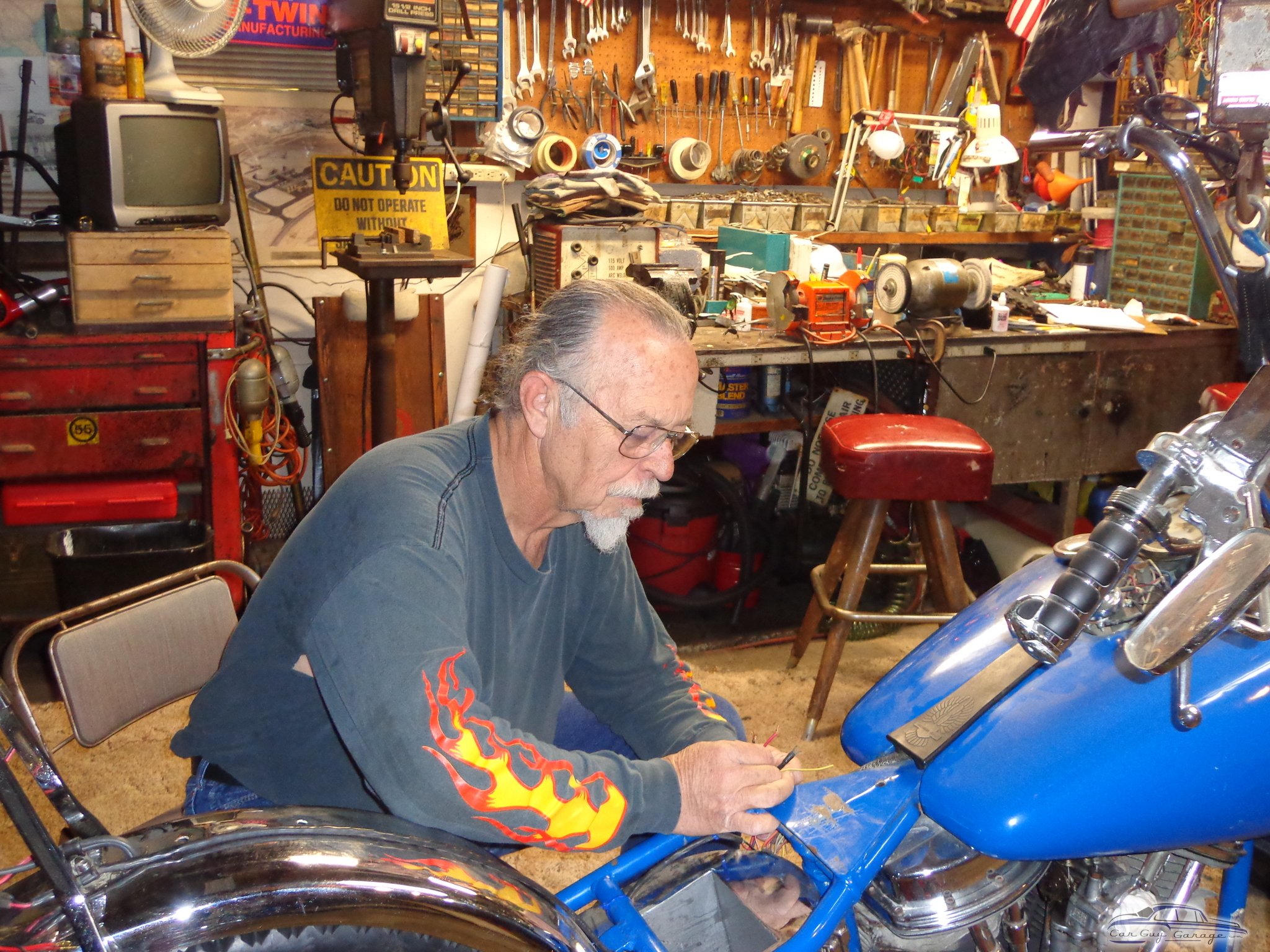 Sleepy's - Deadman's Garage from Bikersfield, CA