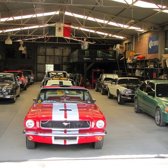 Classic and Modern Cars in Well-Organized Garage - Euro-Latino Racing-Services